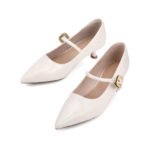Vintage-Inspired Mary Jane Pumps with Low Kitten Heel - Image 2